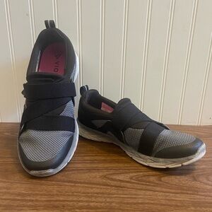 Vionic Women’s Dash Sneaker Low Top Elastic Hook & Loop Comfort Black Grey 10